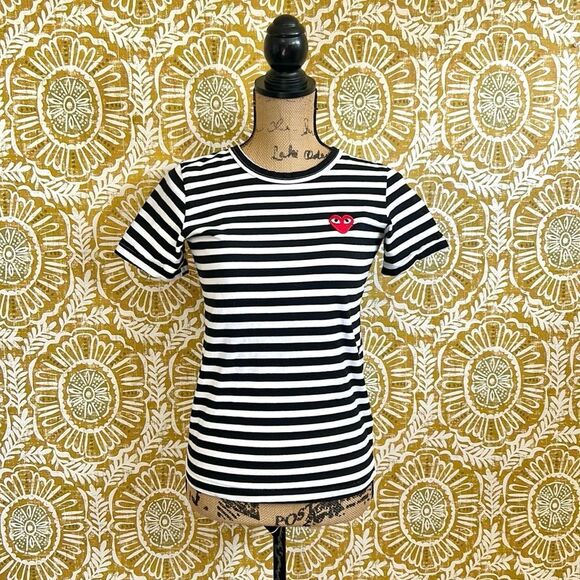 Comme Des Garçons PLAY Short Sleeve Crewneck Logo Heart Striped T-Shirt size S - Picture 1 of 8